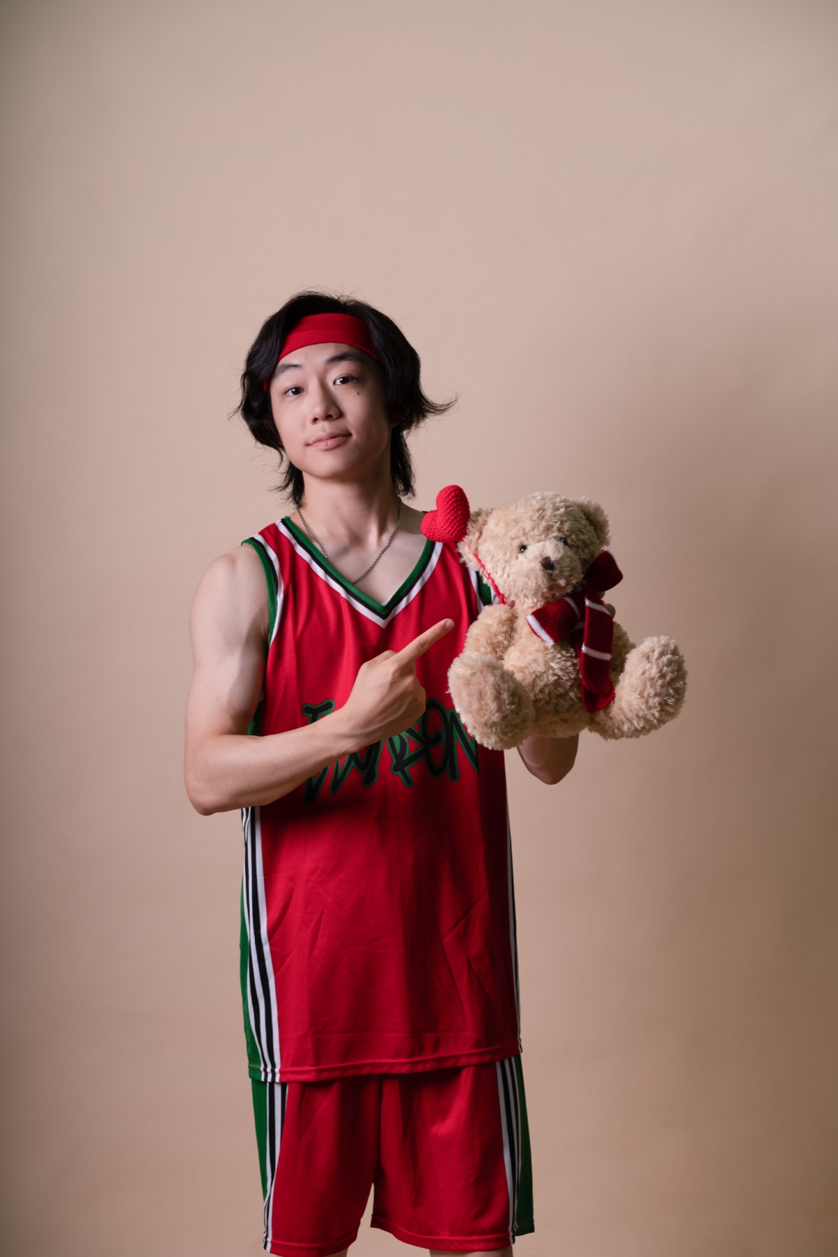 Justin 陆锦添